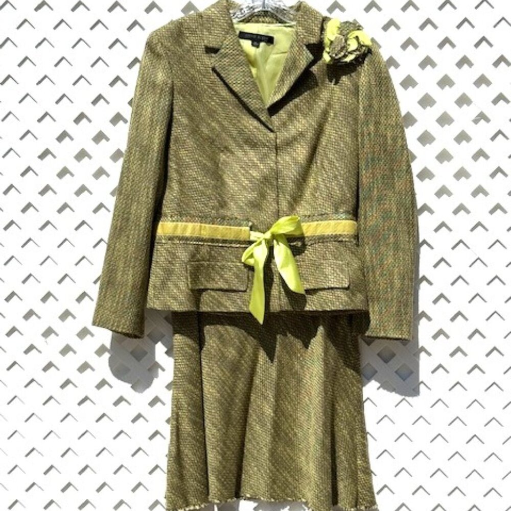 BEAUTIFUL ANN KLEIN GREEN TWEED SUIT-SKIRT SET W/ RIBBON BELT